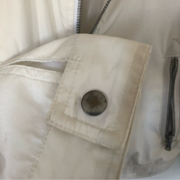 La Château White Bomber Jacket - Picture 9 of 12